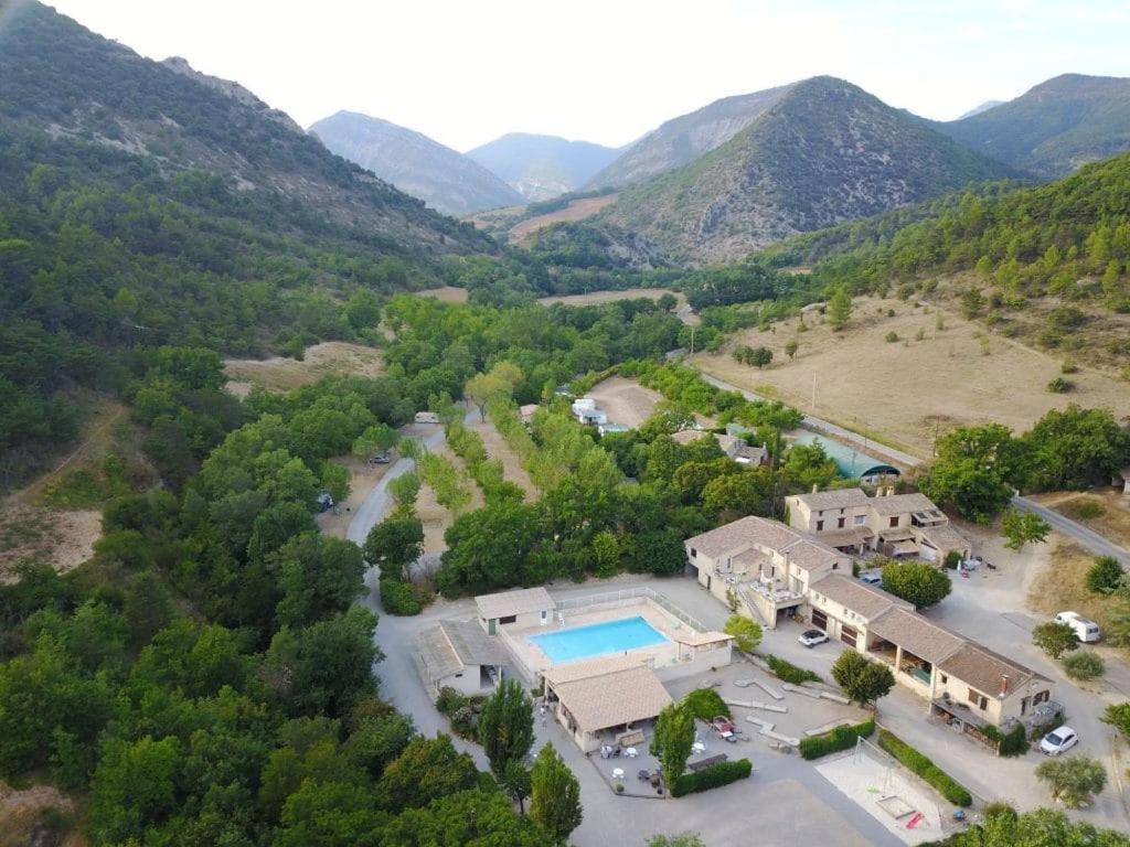 Camping Le Chambron Condorcet Bagian luar foto